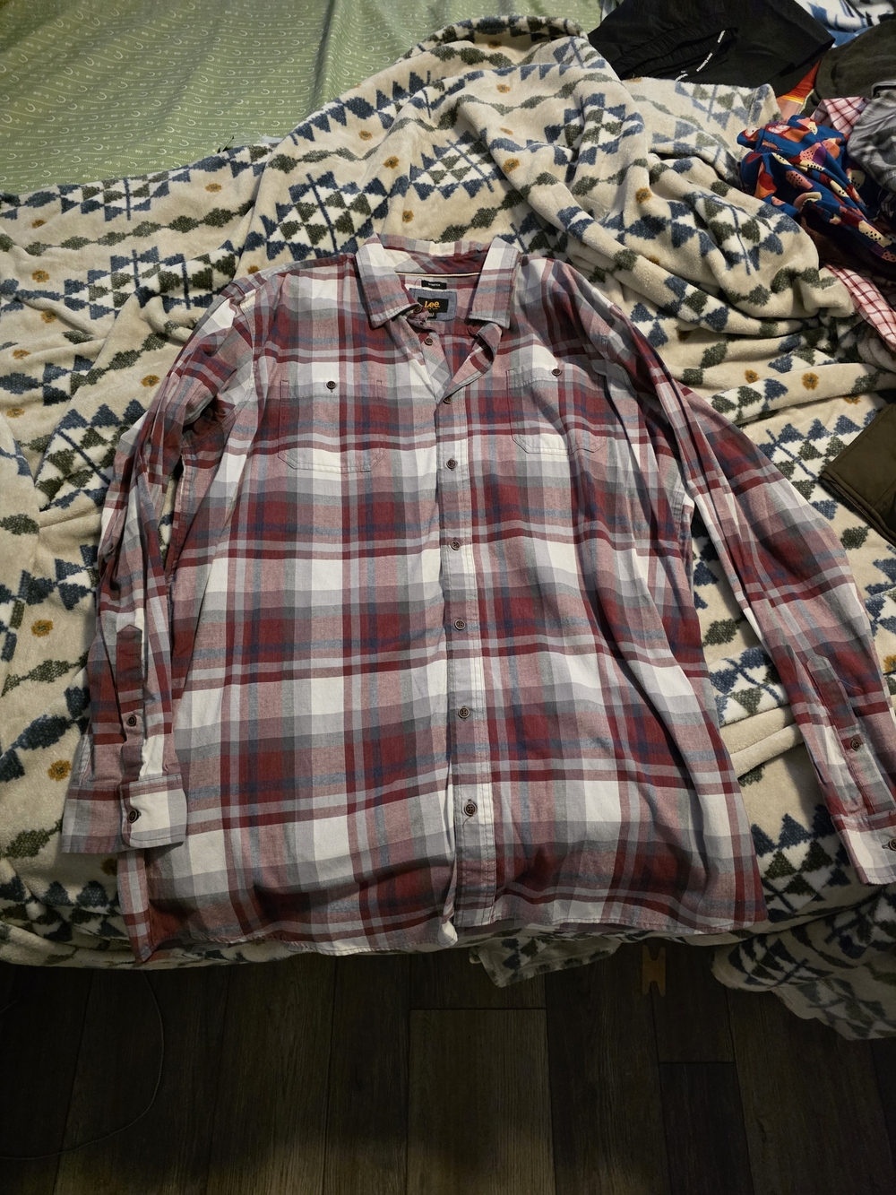 Lee Men’s Red and White Plaid Button-Down Shirt